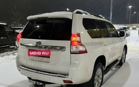 Toyota Land Cruiser Prado 150 рестайлинг 2, 2014 год, 2 400 000 рублей, 4 фотография