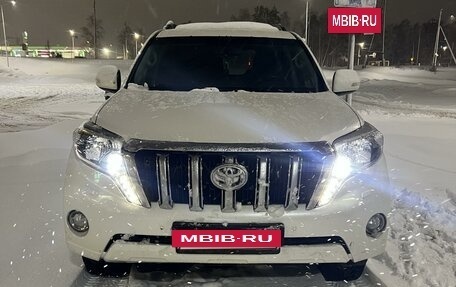 Toyota Land Cruiser Prado 150 рестайлинг 2, 2014 год, 2 400 000 рублей, 2 фотография