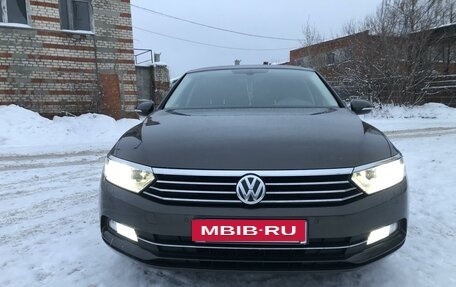 Volkswagen Passat B8 рестайлинг, 2015 год, 1 700 000 рублей, 8 фотография