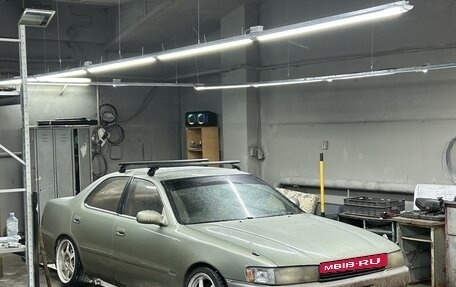 Toyota Cresta, 1994 год, 680 000 рублей, 2 фотография