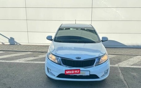 KIA Rio III рестайлинг, 2014 год, 950 000 рублей, 2 фотография