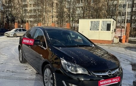 Opel Astra J, 2013 год, 955 000 рублей, 2 фотография