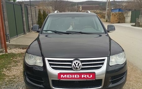 Volkswagen Touareg III, 2008 год, 1 850 000 рублей, 2 фотография