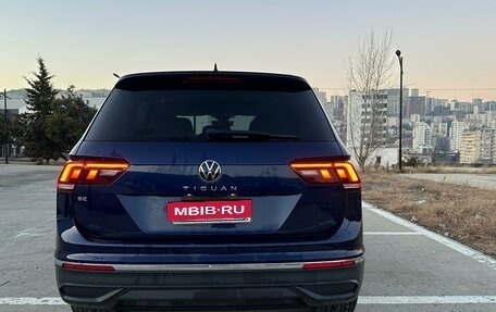 Volkswagen Tiguan II, 2021 год, 1 800 000 рублей, 5 фотография