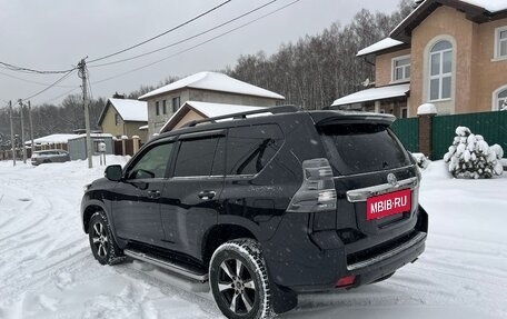 Toyota Land Cruiser Prado 150 рестайлинг 2, 2017 год, 4 900 000 рублей, 3 фотография