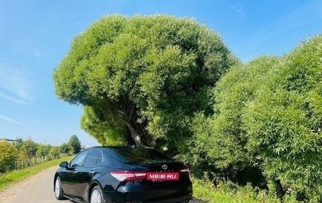 Toyota Camry, 2018 год, 2 800 000 рублей, 5 фотография