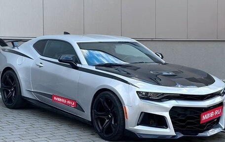 Chevrolet Camaro VI, 2020 год, 3 410 000 рублей, 1 фотография