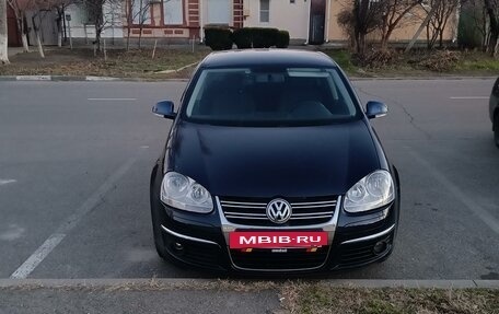 Volkswagen Jetta VI, 2009 год, 790 000 рублей, 3 фотография