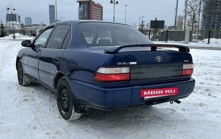 Toyota Corolla, 2000 год, 300 000 рублей, 15 фотография