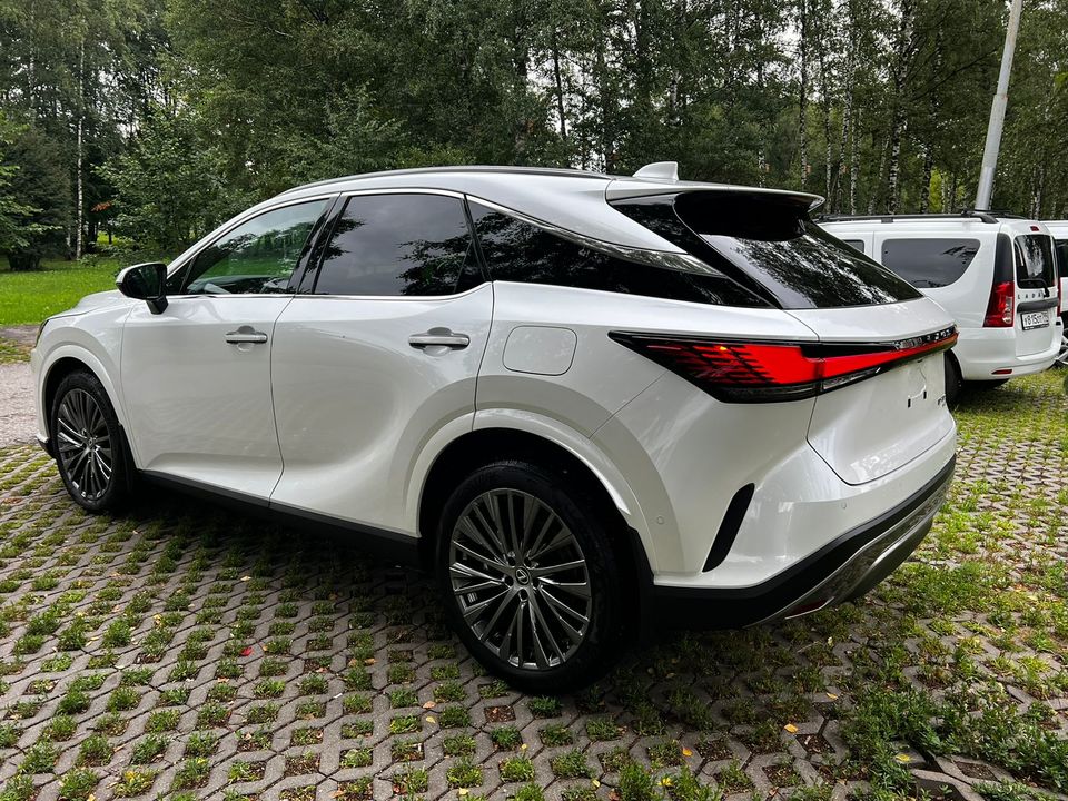 Lexus RX IV рестайлинг, 2024 год, 12 300 000 рублей, 5 фотография