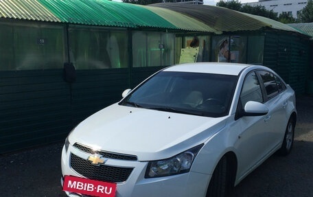 Chevrolet Cruze II, 2011 год, 450 000 рублей, 6 фотография