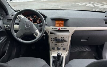 Opel Astra H, 2007 год, 870 000 рублей, 15 фотография