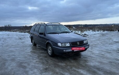 Volkswagen Passat B4, 1994 год, 270 000 рублей, 2 фотография