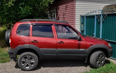 Chevrolet Niva I рестайлинг, 2009 год, 590 000 рублей, 7 фотография