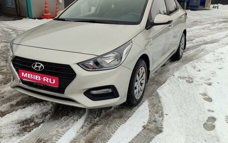 Hyundai Solaris II рестайлинг, 2019 год, 1 700 000 рублей, 3 фотография