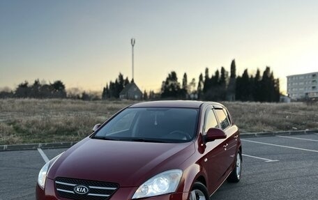 KIA cee'd I рестайлинг, 2008 год, 760 000 рублей, 1 фотография