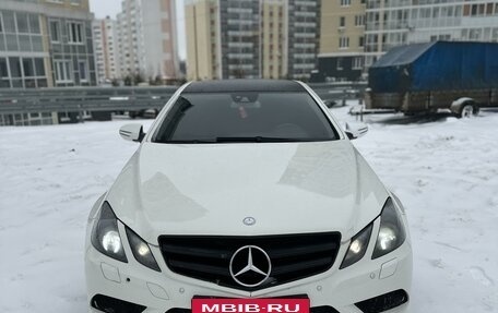 Mercedes-Benz E-Класс, 2009 год, 1 290 000 рублей, 4 фотография