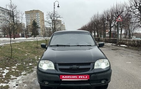 Chevrolet Niva I рестайлинг, 2010 год, 550 000 рублей, 2 фотография