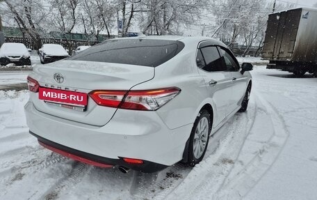 Toyota Camry, 2018 год, 3 050 000 рублей, 14 фотография