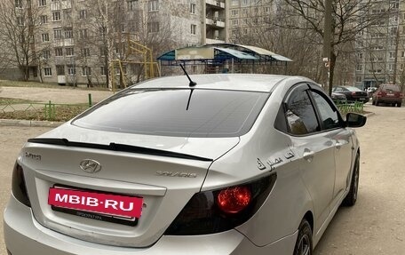 Hyundai Solaris II рестайлинг, 2012 год, 570 000 рублей, 2 фотография