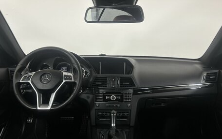 Mercedes-Benz E-Класс, 2011 год, 1 650 000 рублей, 7 фотография