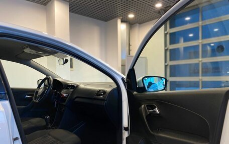 Volkswagen Polo VI (EU Market), 2017 год, 1 165 000 рублей, 27 фотография