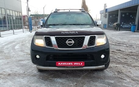 Nissan Navara (Frontier), 2010 год, 1 398 000 рублей, 9 фотография