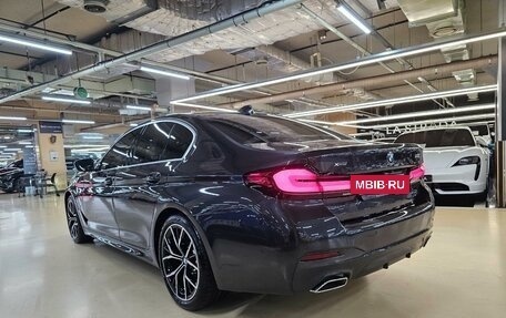 BMW 5 серия, 2021 год, 4 980 000 рублей, 3 фотография