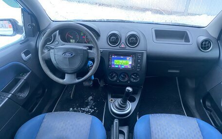 Ford Fiesta, 2005 год, 350 000 рублей, 5 фотография