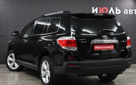 Toyota Highlander III, 2011 год, 2 250 000 рублей, 6 фотография