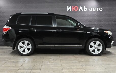 Toyota Highlander III, 2011 год, 2 250 000 рублей, 9 фотография