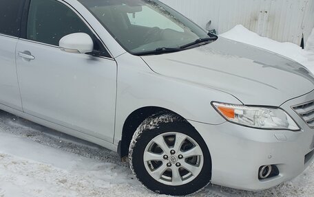 Toyota Camry, 2010 год, 1 150 000 рублей, 2 фотография