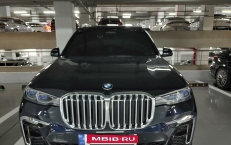 BMW X7, 2022 год, 8 790 000 рублей, 2 фотография