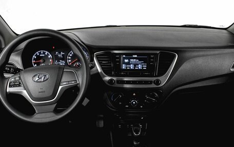 Hyundai Solaris II рестайлинг, 2018 год, 1 270 000 рублей, 14 фотография