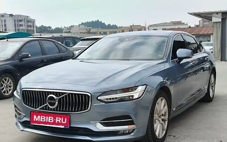 Volvo S90 II рестайлинг, 2020 год, 3 150 000 рублей, 1 фотография