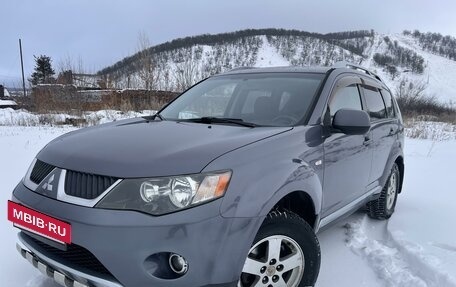 Mitsubishi Outlander III рестайлинг 3, 2007 год, 1 180 000 рублей, 7 фотография