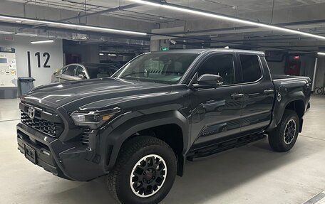 Toyota Tacoma, 2024 год, 11 000 000 рублей, 29 фотография