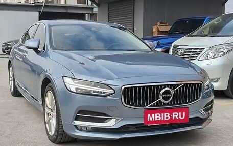 Volvo S90 II рестайлинг, 2020 год, 3 150 000 рублей, 3 фотография