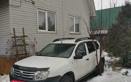 Renault Duster I рестайлинг, 2014 год, 900 000 рублей, 2 фотография