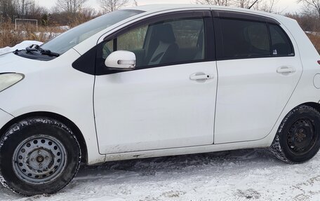 Toyota Vitz, 2010 год, 635 000 рублей, 2 фотография