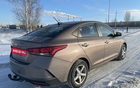 Hyundai Solaris II рестайлинг, 2021 год, 1 720 000 рублей, 4 фотография