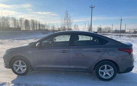 Hyundai Solaris II рестайлинг, 2021 год, 1 720 000 рублей, 6 фотография