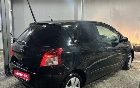 Toyota Yaris III рестайлинг, 2008 год, 500 000 рублей, 3 фотография