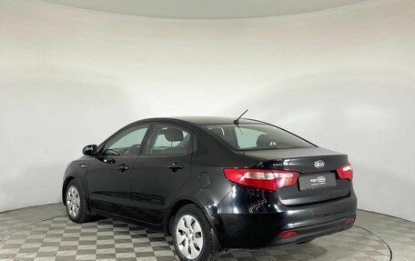 KIA Rio III рестайлинг, 2014 год, 997 000 рублей, 7 фотография