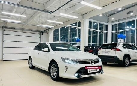 Toyota Camry, 2017 год, 3 029 000 рублей, 8 фотография