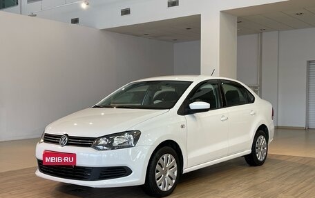 Volkswagen Polo VI (EU Market), 2014 год, 1 085 000 рублей, 1 фотография