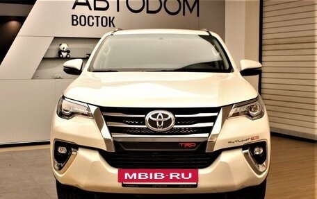 Toyota Fortuner II, 2018 год, 3 750 000 рублей, 2 фотография