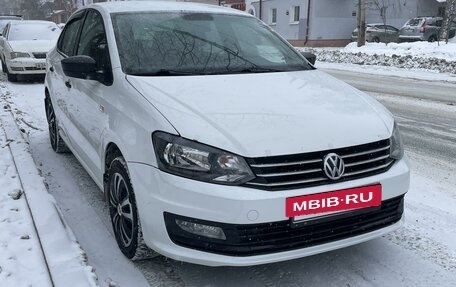 Volkswagen Polo VI (EU Market), 2014 год, 755 000 рублей, 2 фотография