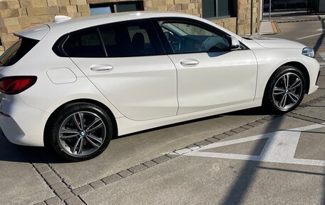 BMW 1 серия, 2019 год, 2 650 000 рублей, 6 фотография