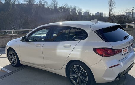 BMW 1 серия, 2019 год, 2 650 000 рублей, 8 фотография